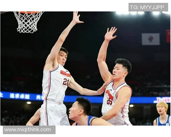 广东与山西激战全程回顾精彩瞬间与关键时刻分析 广东与山西激战全程回顾精彩瞬间与关键时刻分析